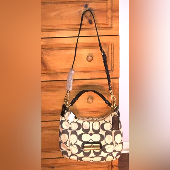 Authentic Coach Rare Kristin Linen Bag Style #16817 - Picture 3 of 15